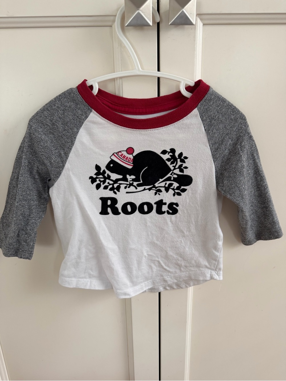 Roots 3-6m Kids White Raglan Tee with Gray Sleeves and Red Collar